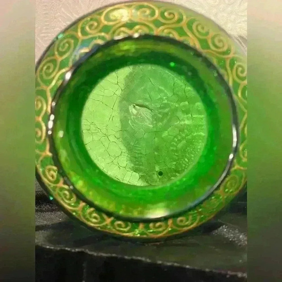 Vintage  Bohemian Green Crackle Gold-Gilded Vase - Picture 8 of 12
